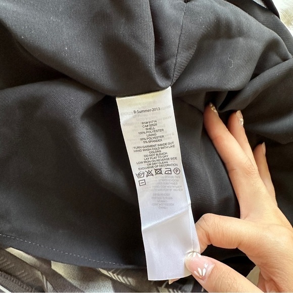Armani Exchange Black White Print Pattern Wrap Textured Mini Skirt - Picture 4 of 4